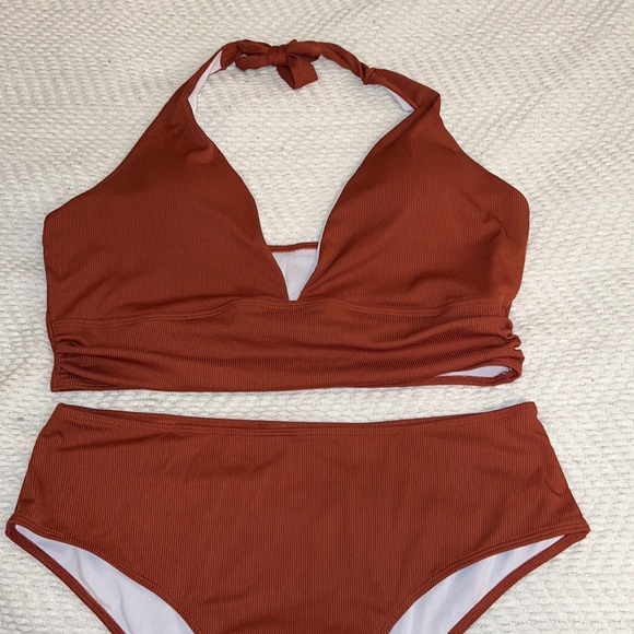 SHEIN Halter Bikini Swimsuit - Picture 2 of 5